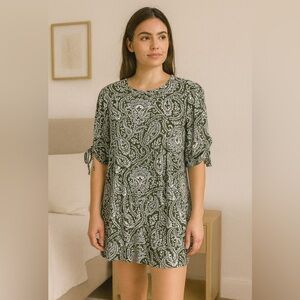 Kim Rogers Paisley Print Green and White Women's Top Size Small